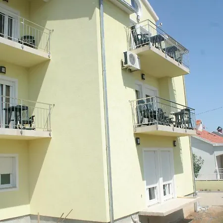 4210c * Vodice